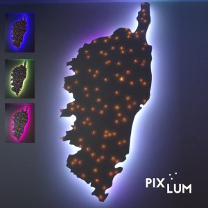 LED Landkarte mit den Umrissen von Korsika mit zusätzlicher, farbig umschaltbarer Hinterleuchtung